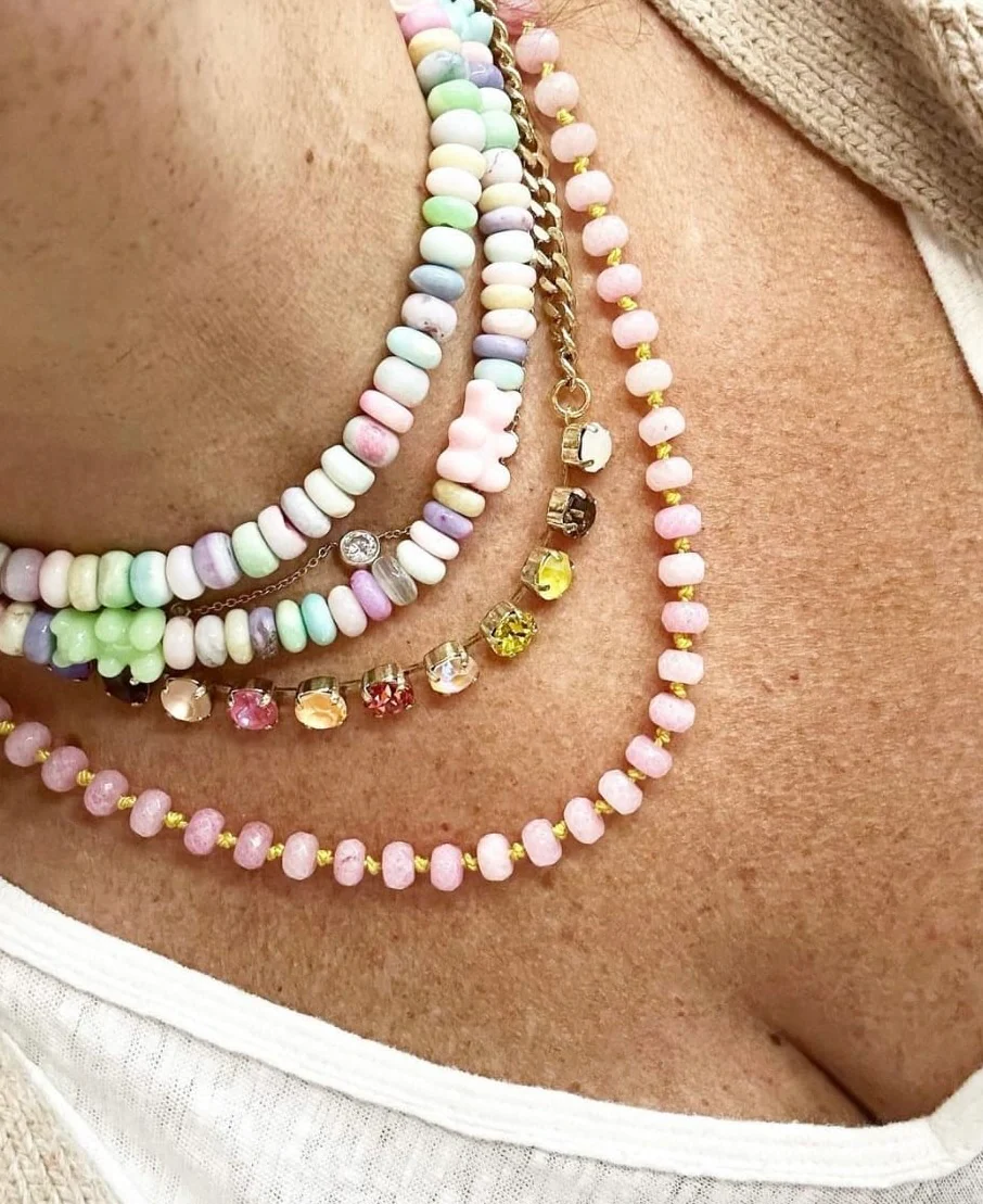 Mini Oakland Necklace Antique Gold Pink Ombre - Image 8